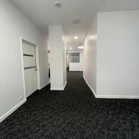 Studio410 /247 Gouger St Ex Hotel Rm At City Adelaide Exterior photo